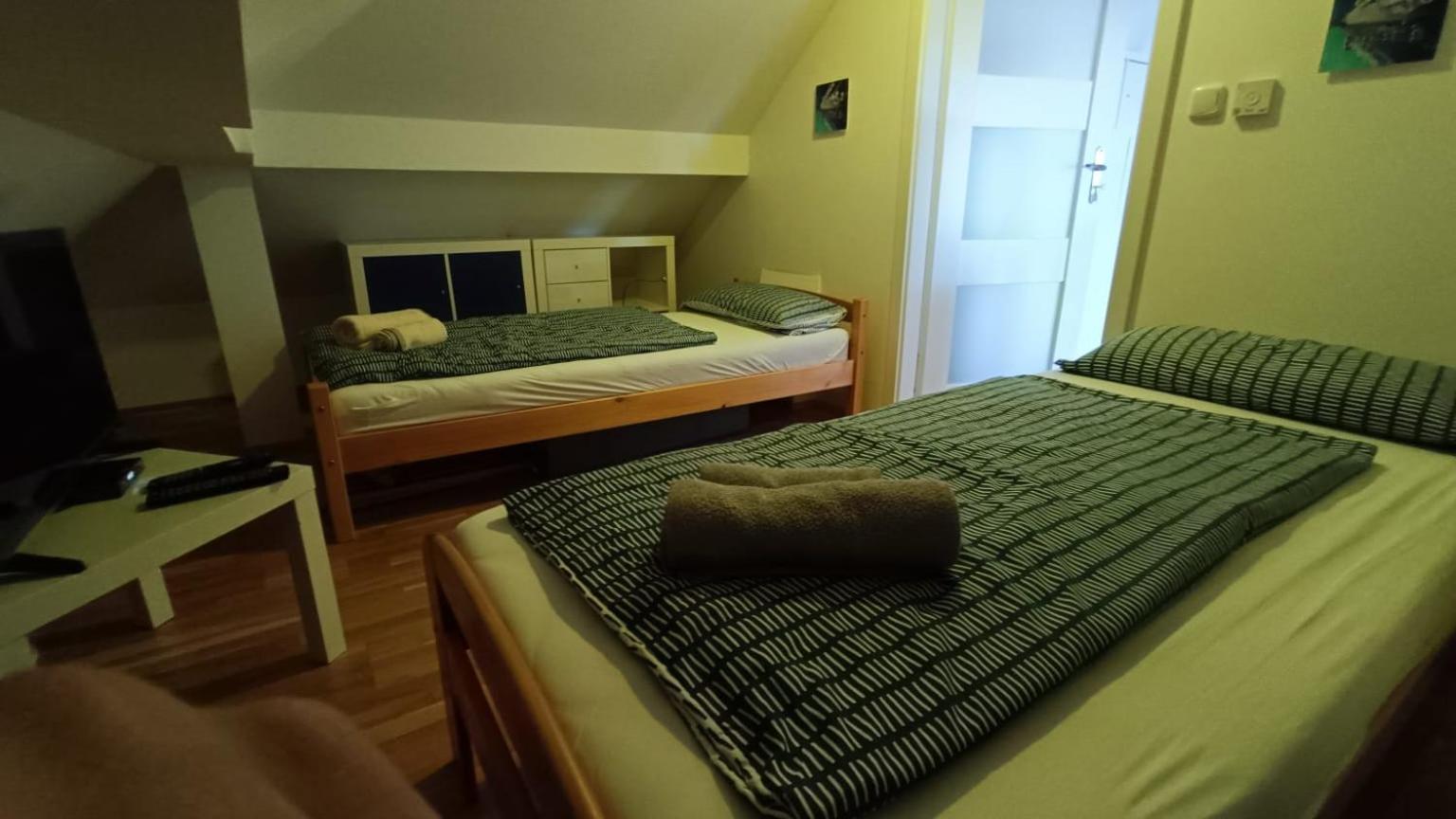 Traumlage direkt am See Balatonszárszó Exterior foto